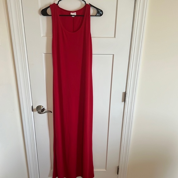 lularoe red dress LulaRoe Dress Women S Red Geometric Sheath Midi Short Sleeve Round Neck